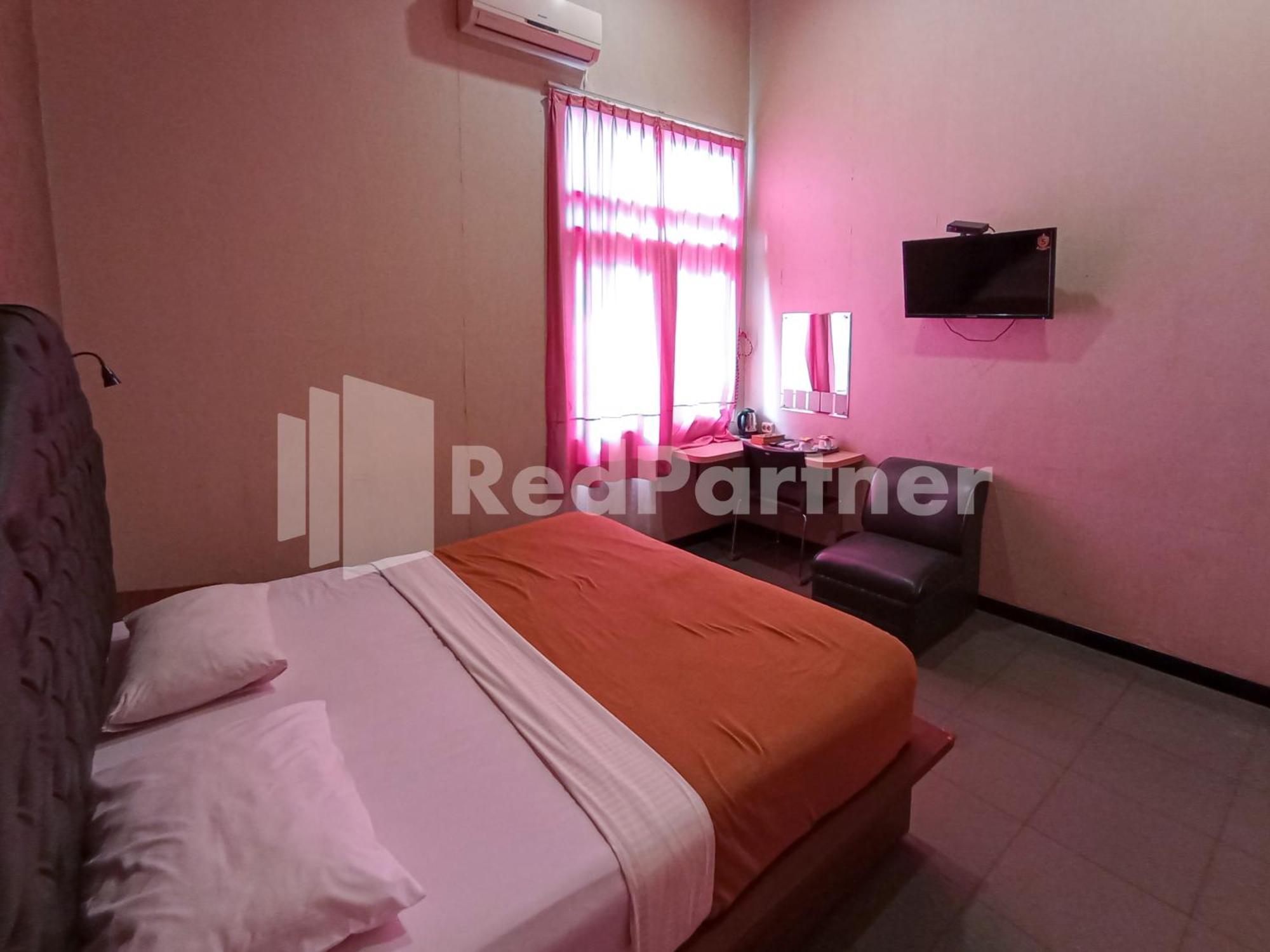 Nillo Hotel Kebumen Mitra Reddoorz Εξωτερικό φωτογραφία