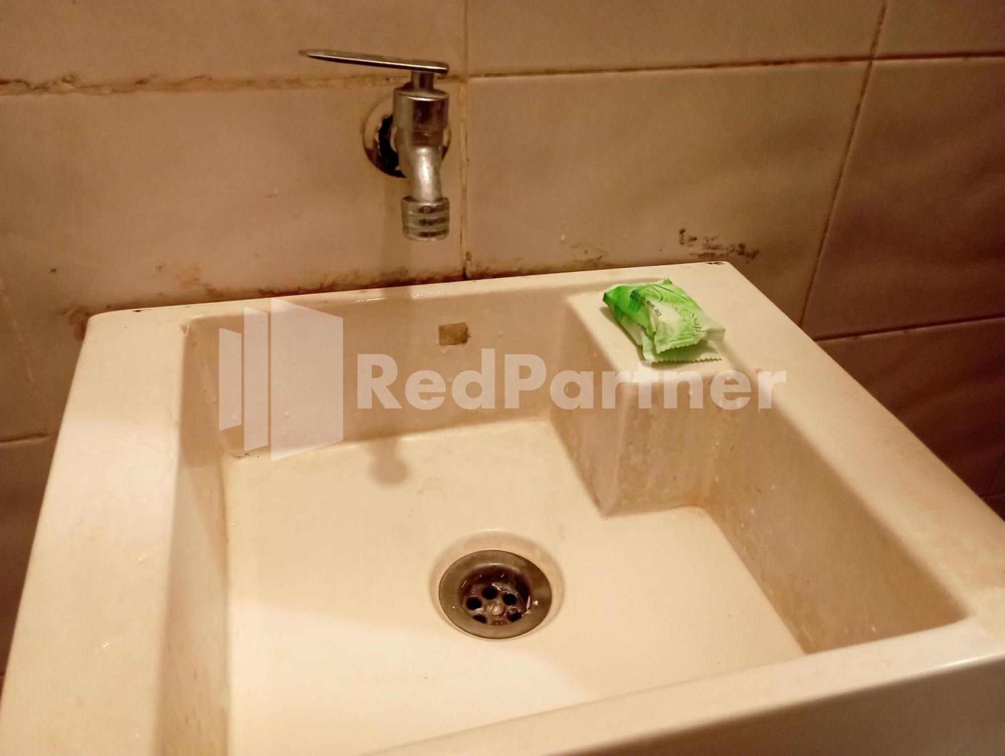 Nillo Hotel Kebumen Mitra Reddoorz Εξωτερικό φωτογραφία